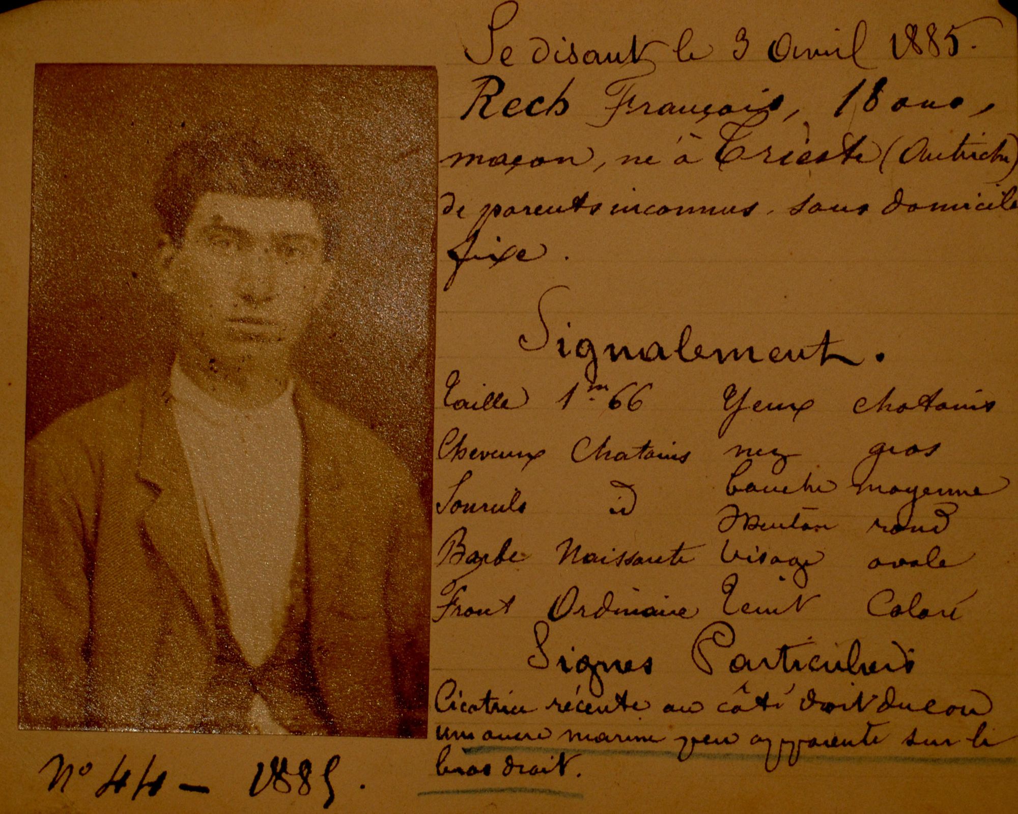 Fiche de renseignements et de signalement (1885). 2 U 599
